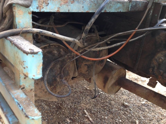 10ล้อ2เพลา HINO ZM 260HP รถโม่ปูน โม่โซ่6คิว **ขาย รถบรรทุกโม่ปูน 10ล้อ HINO ZM-260แรง 2เพลา โม่โซ่6คิว สภาพเดิม โม่ใช้งานปกติ พร้อมใช้งาน HINO ZM303 EK100-260แรง เครื่องเดิม เกียร์เดิม เครื่อง ดี แน่น แรงดีครับ เกียร์ดี ไม่หลุด ช่วง