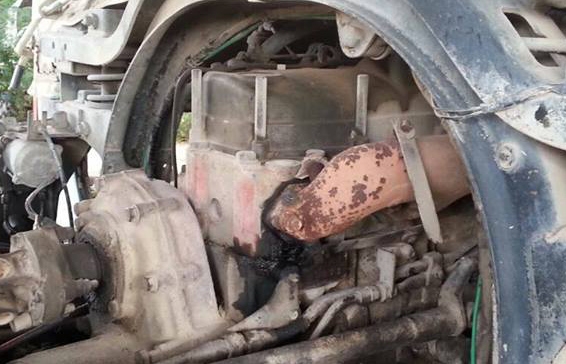 10ล้อ2เพลา HINO ZM 260HP รถโม่ปูน โม่โซ่6คิว **ขาย รถบรรทุกโม่ปูน 10ล้อ HINO ZM-260แรง 2เพลา โม่โซ่6คิว สภาพเดิม โม่ใช้งานปกติ พร้อมใช้งาน HINO ZM303 EK100-260แรง เครื่องเดิม เกียร์เดิม เครื่อง ดี แน่น แรงดีครับ เกียร์ดี ไม่หลุด ช่วง