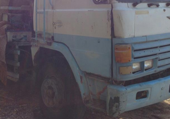 10ล้อ2เพลา HINO ZM 260HP รถโม่ปูน โม่โซ่6คิว **ขาย รถบรรทุกโม่ปูน 10ล้อ HINO ZM-260แรง 2เพลา โม่โซ่6คิว สภาพเดิม โม่ใช้งานปกติ พร้อมใช้งาน HINO ZM303 EK100-260แรง เครื่องเดิม เกียร์เดิม เครื่อง ดี แน่น แรงดีครับ เกียร์ดี ไม่หลุด ช่วง