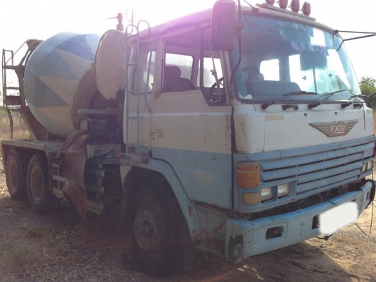 10ล้อ2เพลา HINO ZM 260HP รถโม่ปูน โม่โซ่6คิว **ขาย รถบรรทุกโม่ปูน 10ล้อ HINO ZM-260แรง 2เพลา โม่โซ่6คิว สภาพเดิม โม่ใช้งานปกติ พร้อมใช้งาน HINO ZM303 EK100-260แรง เครื่องเดิม เกียร์เดิม เครื่อง ดี แน่น แรงดีครับ เกียร์ดี ไม่หลุด ช่วง