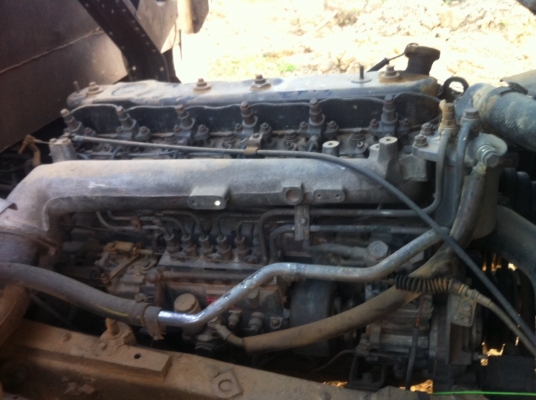 สิบล้อราคาประหยัดขึ้นรถเกี่ยวแมคโคเครื่อง175แรงทิฟฟี่เพาเวอร์ 450000