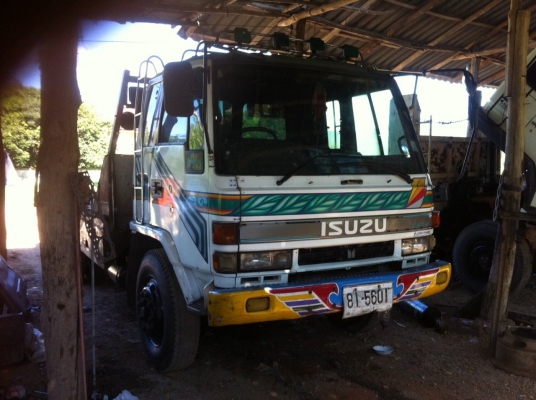 สิบล้อราคาประหยัดขึ้นรถเกี่ยวแมคโคเครื่อง175แรงทิฟฟี่เพาเวอร์ 450000