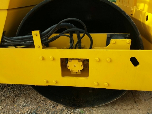 ขายรถบดเบรคดาวน์ SAKAI 10 ตันสั่นสะเทือน เอกสารเล่มทะเบียน ราคา 1250000