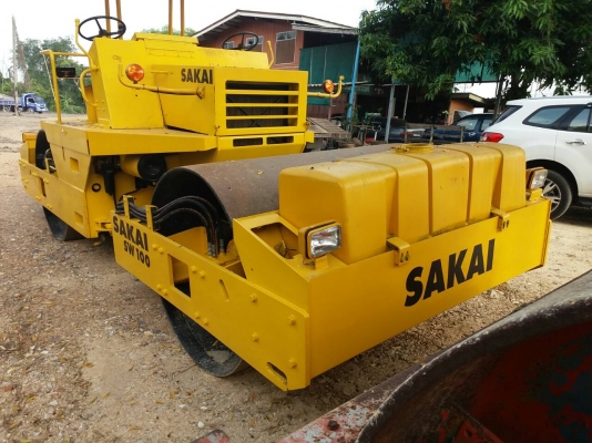 ขายรถบดเบรคดาวน์ SAKAI 10 ตันสั่นสะเทือน เอกสารเล่มทะเบียน ราคา 1250000