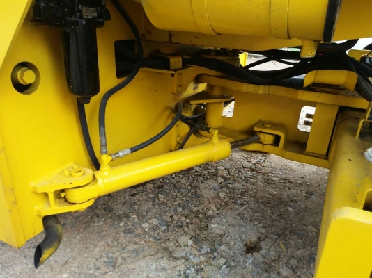 ขายรถบดเบรคดาวน์ SAKAI 10 ตันสั่นสะเทือน เอกสารเล่มทะเบียน ราคา 1250000