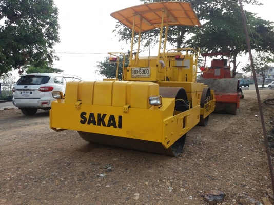 ขายรถบดเบรคดาวน์ SAKAI 10 ตันสั่นสะเทือน เอกสารเล่มทะเบียน ราคา 1250000