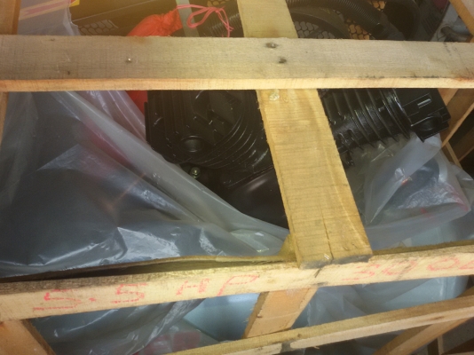 ขายปั๊มลมขนาด 300ลิตร 5.5แรง ไฟ3สาย380โวลของใหม่