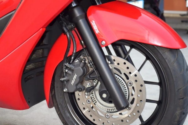 Honda Forza 300 สีแดง ปี 2013 สภาพสวย ๆ ราคา เบา ๆ Honda Forza 300 สีแดง ปี 2013 สภาพสวย ๆ ราคา เบา ๆ