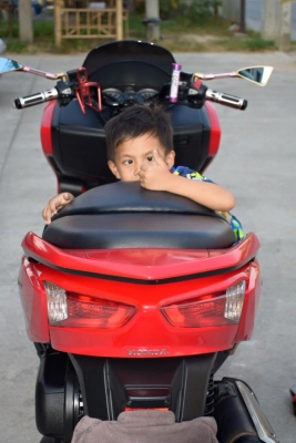 Honda Forza 300 สีแดง ปี 2013 สภาพสวย ๆ ราคา เบา ๆ Honda Forza 300 สีแดง ปี 2013 สภาพสวย ๆ ราคา เบา ๆ