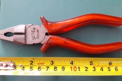 ขายคีมปากจิ้งจกเยอรมัน JUNGK GERMANY. SIZE 7"ใหม่เก่าเก็บ