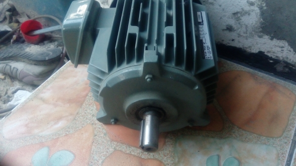 มอเตอร์ mitsubishi 1แรง 3เฟส ไฟ 200