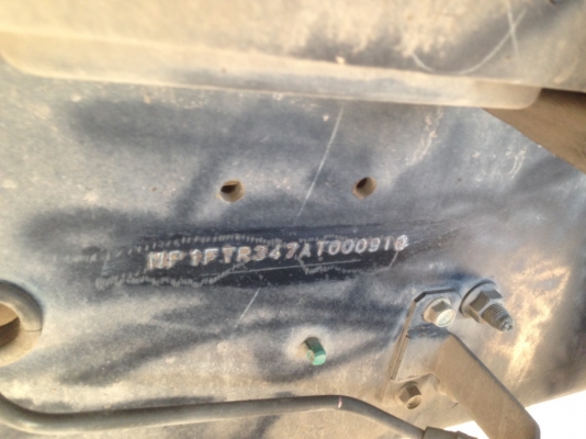 ขาย6ล้อตู้แห้ง10บาน/ยี่ห้อISUZU/รุ่นFTR/240แรงม้า/ปี56