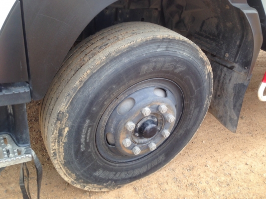 ขาย6ล้อตู้แห้ง10บาน/ยี่ห้อISUZU/รุ่นFTR/240แรงม้า/ปี56