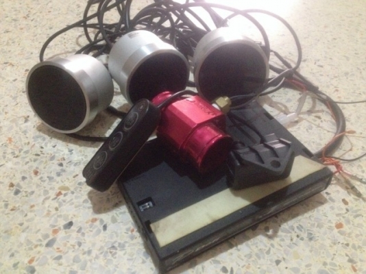 DEFI ADVANCE เเท้ หน้ามืดไฟเเดง TURBO วัดรอบ ความร้อน เก่ายุ่นครบๆสภาพสวย