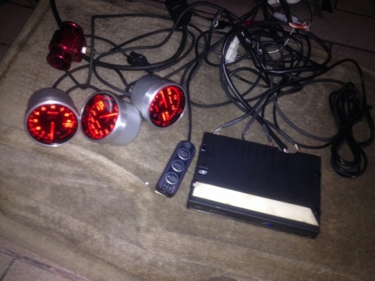 DEFI ADVANCE เเท้ หน้ามืดไฟเเดง TURBO วัดรอบ ความร้อน เก่ายุ่นครบๆสภาพสวย