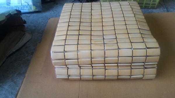 เสื่อไม้ไผ่ลดอการเจ็บหลังและช่วยเพิ่มการระบายอากาศปูบนพื้นหรือปูทับบนที่นอนวัสดุอืนๆช่วยป้องกันภูมิแพ้แบบถัดต่อเรียงกัน