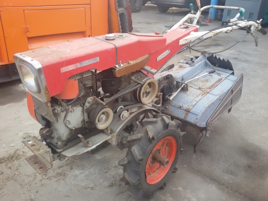 ขายรถไถนาเดินตามพร้อมสาลี่ เครื่องติดง่าย พร้อมใช้งาน