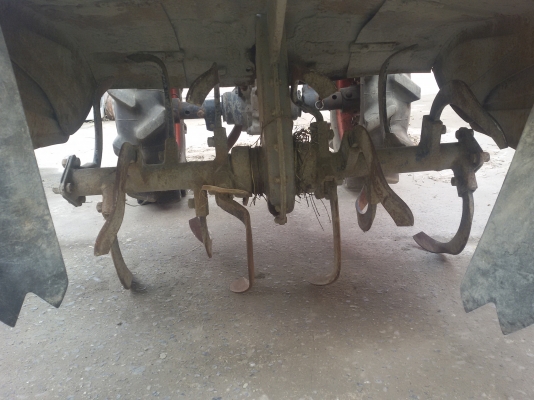 ขายรถไถนาเดินตามพร้อมสาลี่ เครื่องติดง่าย พร้อมใช้งาน