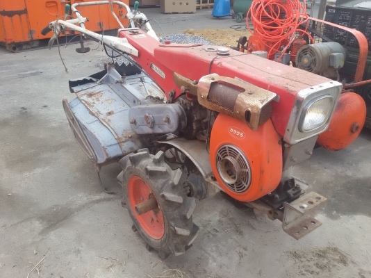 ขายรถไถนาเดินตามพร้อมสาลี่ เครื่องติดง่าย พร้อมใช้งาน