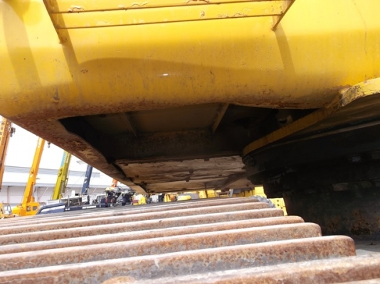 เก่านอก KOMATRU PC200-7