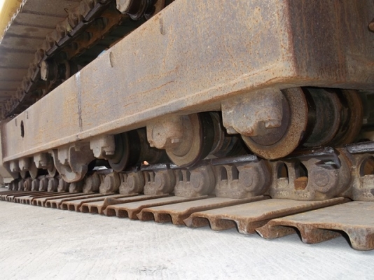 เก่านอก KOMATRU PC200-7