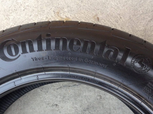 ยาง Continental 225-55-17 ปี 15 2 เส้น 3000 ยางสวยๆเนื้อนิ่มๆไม่บวมดอกเต็มๆยางเหลือเยอะวิ่งใด้อีกนานค่ะ