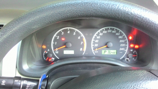 ขายด่วน toyota altis รุ่น E ปี 2554 ngv โรงงาน รถสวยเจ้าของใช้มือเดียว ราคาถููก