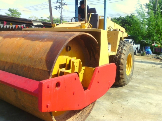 ขายรถบด DYNAPAC CA25 10 ตันสั่นสะเทือน เพลาเดี่ยว เปลือกเดียว เอกสารเล่มทะเบียน ราคา 550000