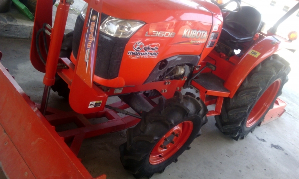 คูโบต้า  รุ่น: L3608SP  kubota 1,880 ชั่วโมง