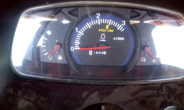 คูโบต้า  รุ่น: L3608SP  kubota 1,880 ชั่วโมง