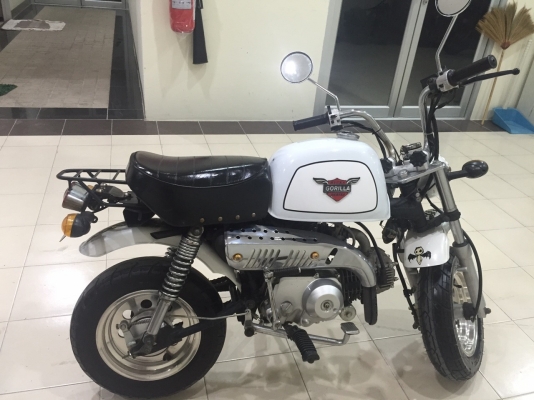ขายกอลิล่าสีขาว 125cc