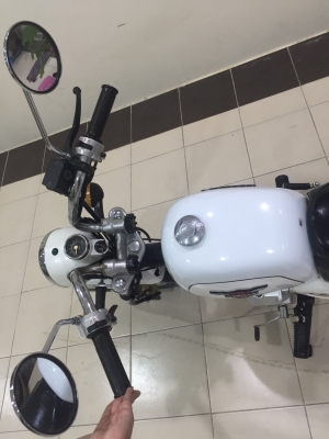 ขายกอลิล่าสีขาว 125cc