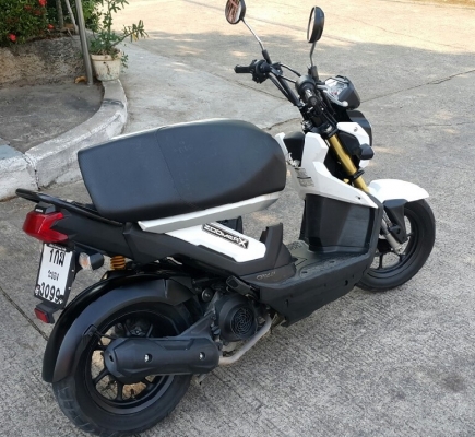 ขาย Zoomer X สีขาว จดทะเบียน สิงหาคม 2556