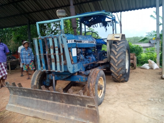 (ด่วนลดราคา 2ุ65000) รถไถ่ฟอร์ด 6600 T3.  พร้อมใช้งาน เล่มติดมือ...