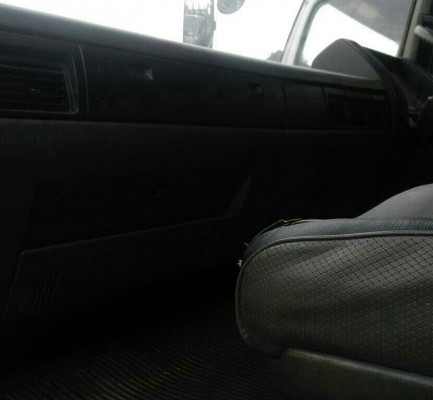 หกล้อ ฮีโน่ FF3H195 พื้นเรียบ ยาว7.20ม สภาพพร้อมใช้ สวยกริ๊ปบางเดิมทั้งคัน เล่มทะเบียนพร้อมโอน