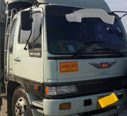 หกล้อ ฮีโน่ FF3H195 พื้นเรียบ ยาว7.20ม สภาพพร้อมใช้ สวยกริ๊ปบางเดิมทั้งคัน เล่มทะเบียนพร้อมโอน