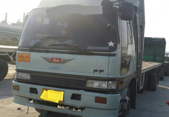 หกล้อ ฮีโน่ FF3H195 พื้นเรียบ ยาว7.20ม สภาพพร้อมใช้ สวยกริ๊ปบางเดิมทั้งคัน เล่มทะเบียนพร้อมโอน