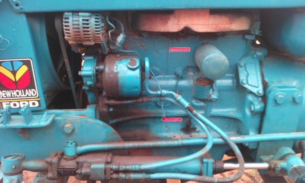 ขายรถไถฟอร์ด 5500 รุ่น 77 รถใช้งานอยู่ปกติ พร้อมดันหน้า และหาง 3