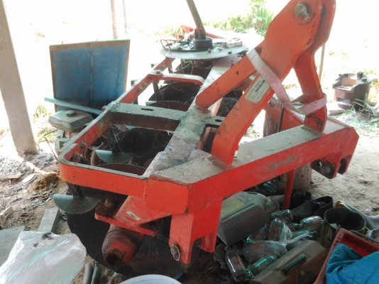 ขายตามสภาพพาน6ใบ26ตราช้างติดมารถไถ70แรง