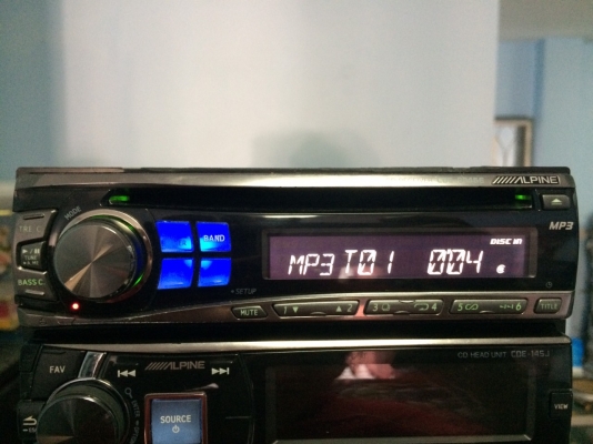 Alpine CDE-9846E MP3-RW CD-RW FMคลื่นไทย เครื่องศูนย์Mtech ปรีเอ้า1ชุด มือ2