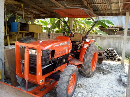 ขายคูโบต้า 34 แรง พร้อม ดันหน้า พาน 4 เล่มพร้อม