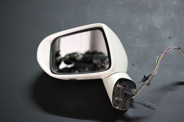 ขาย กระจกมองข้าง ฮอนด้า แจ๊ส ปี 03 HONDA JAZZ 03 รุ่นมีไฟ ตัวแรก อะไหล่รถยนต์ มือสอง