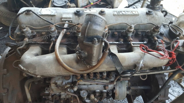 เครื่อง isuzu 6BB1 พร้อมเกียร์ J 6 สปีด เครื่องดี เกียร์ไม่หลุด พร้อมใบคุ้มลงเล่ม