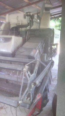 รถเกี่ยวช้าวคูโบต้าDC95