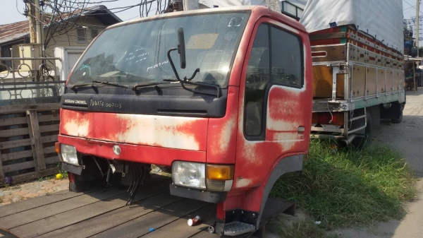 หัวเก๋ง นิสสัน หัวกว้าง เก่านอก 28000