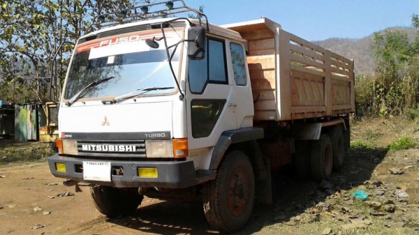 10ล้อ2เพลาดั้ม "หลงโบ" MITSUBISHI FUSO TF-220 แรง 10สปีด ซีเรียลสูง ดั้มเหล็กสามมิตรฯ เดิมบาง **ขาย MITSU.FUSO TF-220HP 10SPEED "หลงเทอร์โบ" 2เพลาดั้มสามมิตรฯ สภาพสวย เดิมบาง เบรคใหญ่ เพลาบุ๋ม พร้อมใช้งาน MITSUBIS 10ล้อ2เพลาดั้ม "หลงโบ" MITSUBISHI FUSO TF-220 แรง 10สปีด ซีเรียลสูง ดั้มเหล็กสามมิตรฯ เดิมบาง **ขาย MITSU.FUSO TF-220HP 10SPEED "หลงเทอร์โบ" 2เพลาดั้มสามมิตรฯ สภาพสวย เดิมบาง เบรคใหญ่ เพลาบุ๋ม พร้อมใช้งาน MITSUBIS