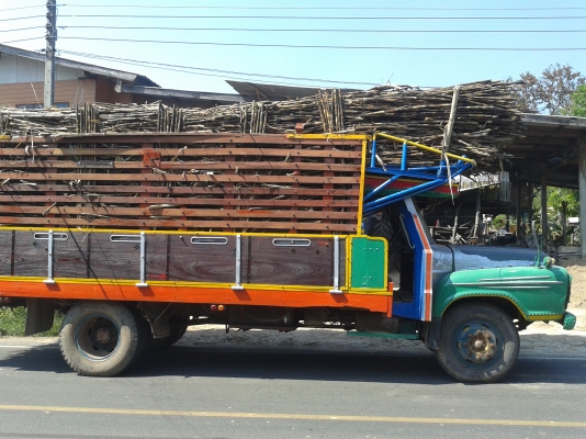 ขาย 6 ล้อหน้ายาว ทะเบียนพร้อมโอน  เครื่องดี คัซซีสวยตลอดเส้น ช่วงล่างใหญ่