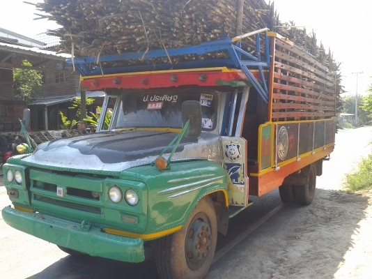 ขาย 6 ล้อหน้ายาว ทะเบียนพร้อมโอน  เครื่องดี คัซซีสวยตลอดเส้น ช่วงล่างใหญ่