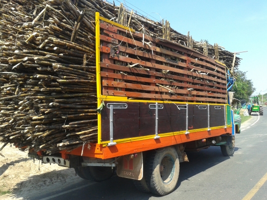 ขาย 6 ล้อหน้ายาว ทะเบียนพร้อมโอน  เครื่องดี คัซซีสวยตลอดเส้น ช่วงล่างใหญ่