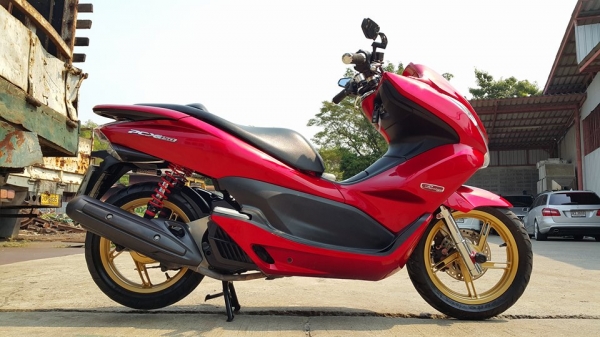 Pcx150 2013 วิ่งน้อย แต่งจัดเต็ม ราคาไม่แพง คุยราคาได้ครับ Pcx150 2013 วิ่งน้อย แต่งจัดเต็ม ราคาไม่แพง คุยราคาได้ครับ